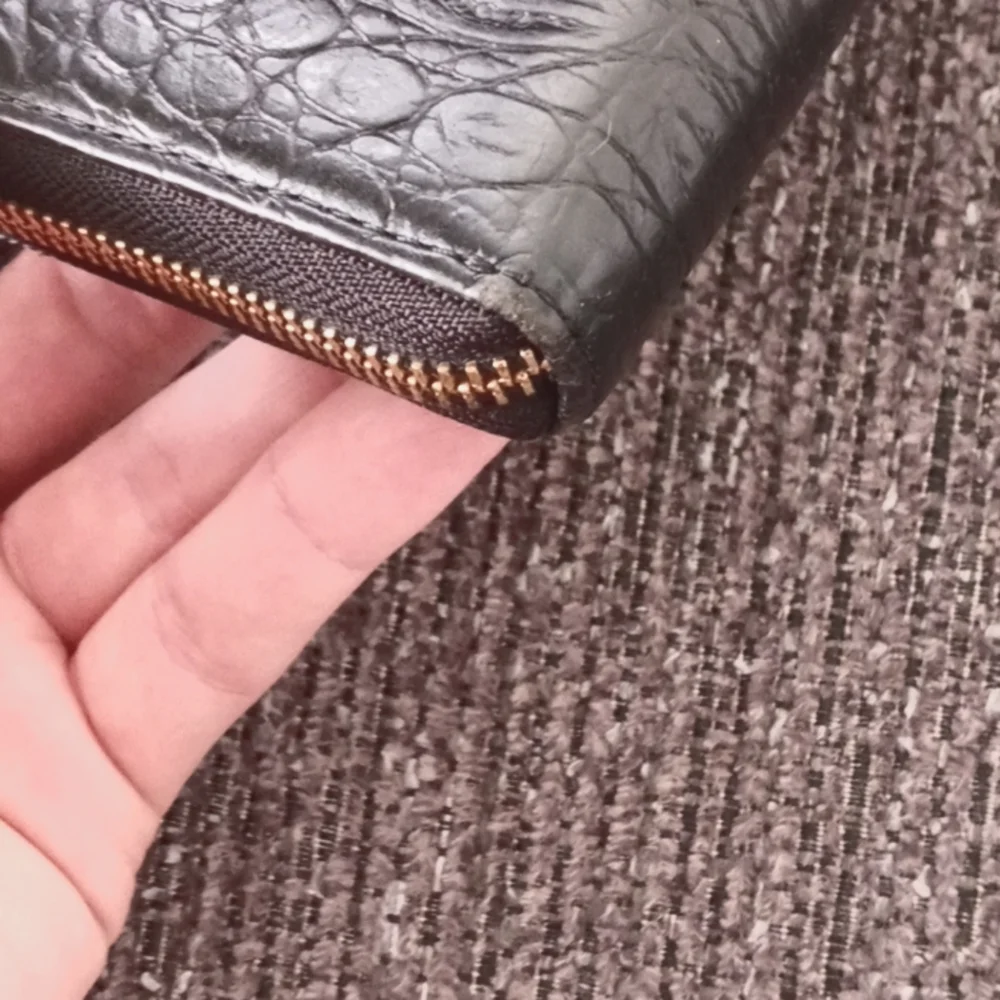 🖤RARE Kate Spade🖤 - Rialto Place Croc-Embossed Neda Zip Wallet